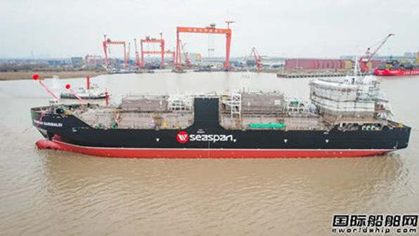 CIMC-Pacific-Ocean-Engineering-successfully-launched-the-first-7600-square-meter-LNG-refueling-ship-for-Seaspan.jpg