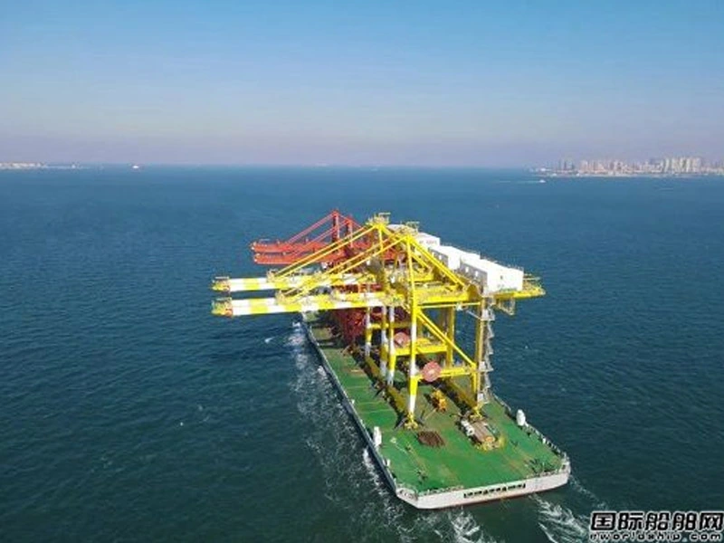 New Year's Launch! Shipping of 2 unloaders and 2 shore cranes from Haixi Heavy Machinery on the same ship